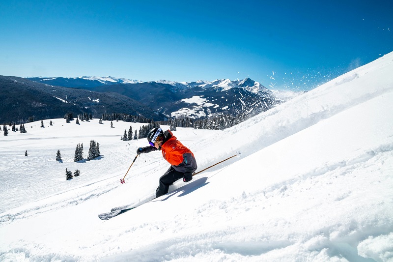 Summit Serenity: Your Pinnacle Denver to Vail Ski Resort Transportation